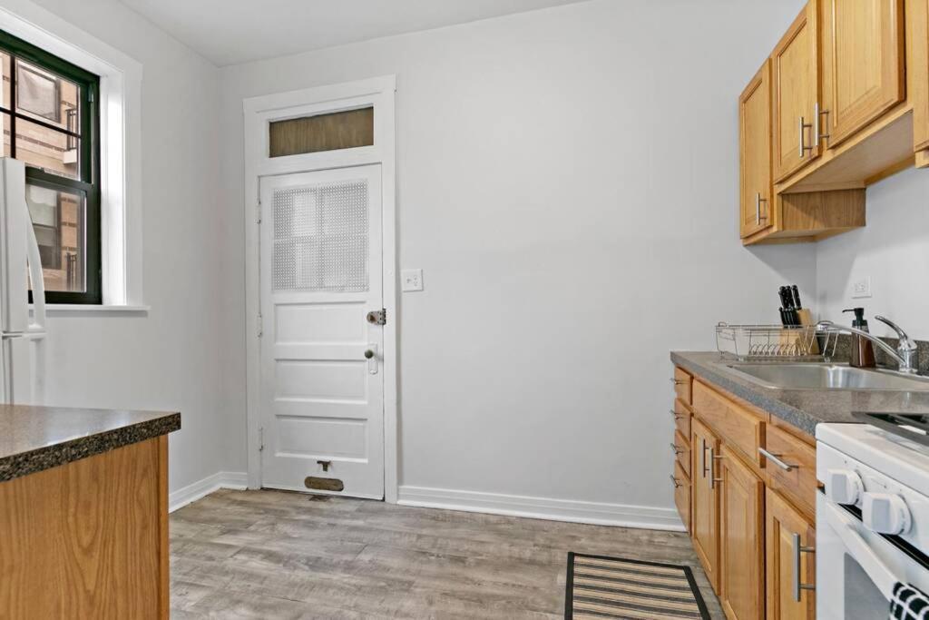 Well-Furnished 1Br Apt In Popular Spot - Belmont J3 Chicago Eksteriør bilde