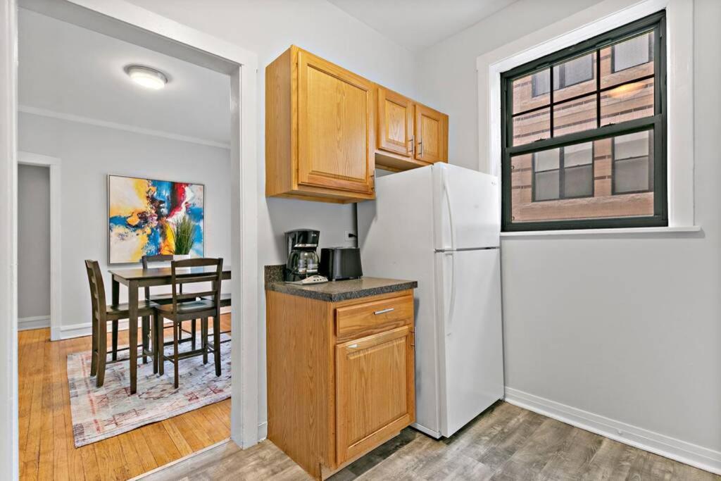 Well-Furnished 1Br Apt In Popular Spot - Belmont J3 Chicago Eksteriør bilde