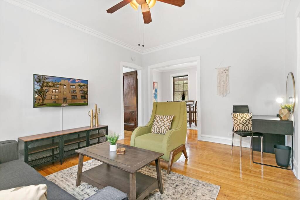 Well-Furnished 1Br Apt In Popular Spot - Belmont J3 Chicago Eksteriør bilde
